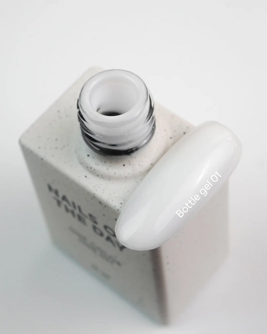 NAILSOFTHEDAY Bottle gel 01, 10 ml