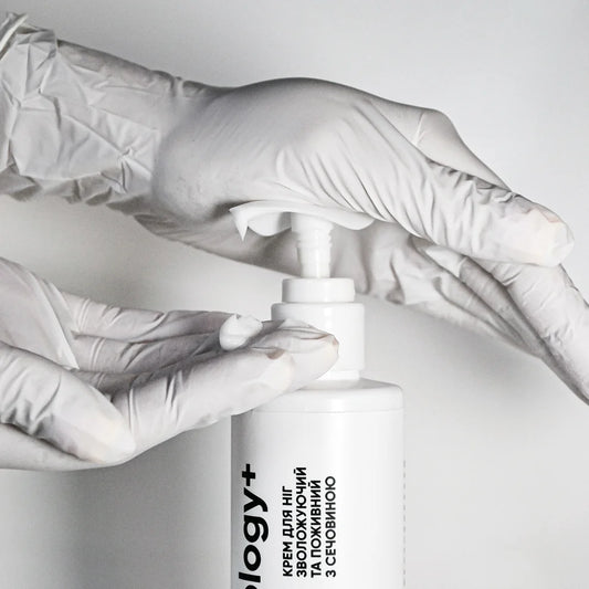 Nailsoftheday Podology+ CREME für Füße, feuchtigkeitsspendend und pflegend mit Urea, 200 ml