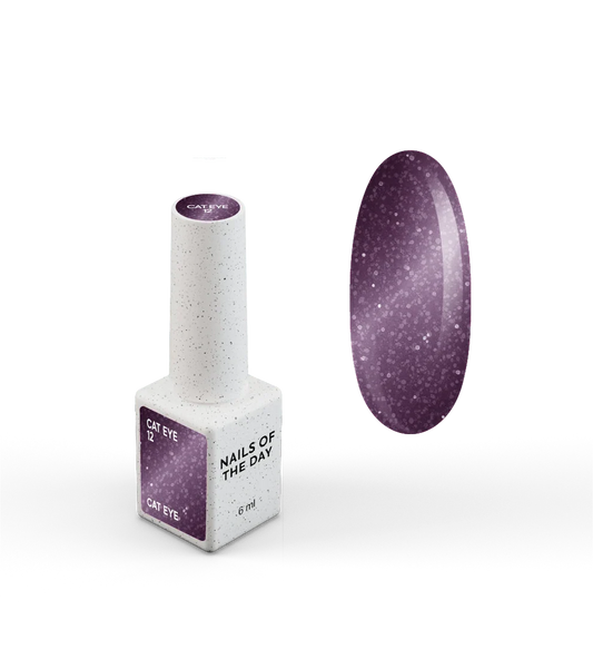 NAILSOFTHEDAY Gel Polish Cat Eye 12 — violetter Cat-Eye-Gel-Lack mit voller Deckkraft in einer Schicht. 6 ml.